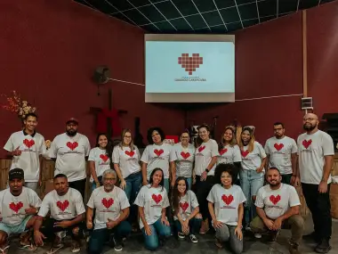 Voluntários da associação numa entrega