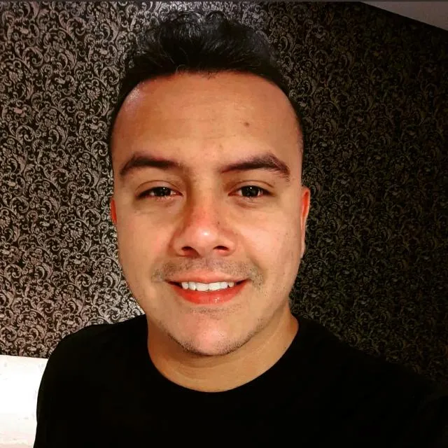 Retrato de Douglas da Silva
